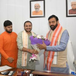 Shivom Mishra, Shivom Mishra Swachh Bharat Mission, Shivom Mishra Biography, Shivom Mishra Sanatan Sewa Nyas, Brand Ambassador Shivom Mishra, Shivom Mishra Social Work, Shi